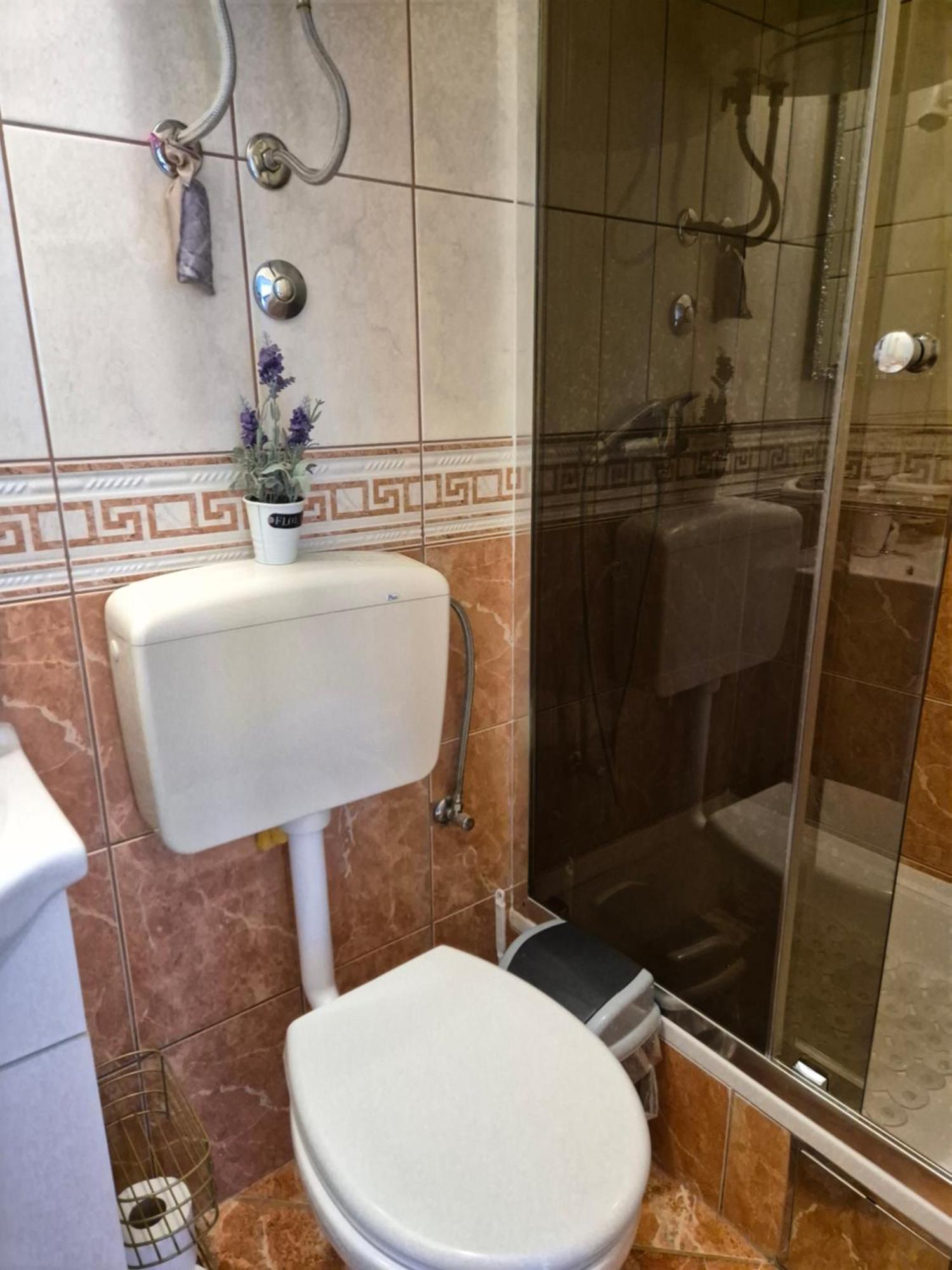 Apartmani Mara Rogoznica โรกอซนิซา ภายนอก รูปภาพ