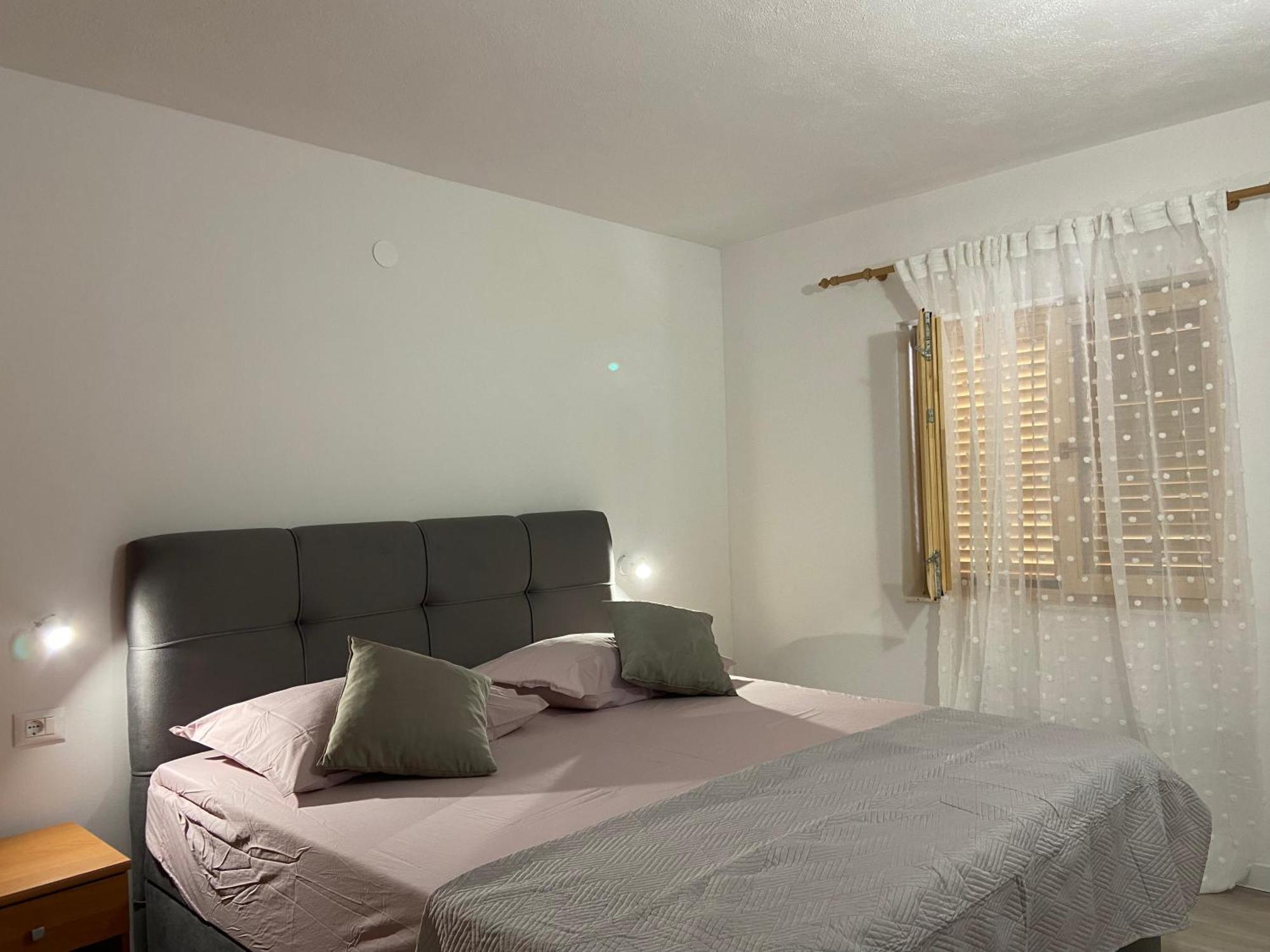 Apartmani Mara Rogoznica โรกอซนิซา ภายนอก รูปภาพ
