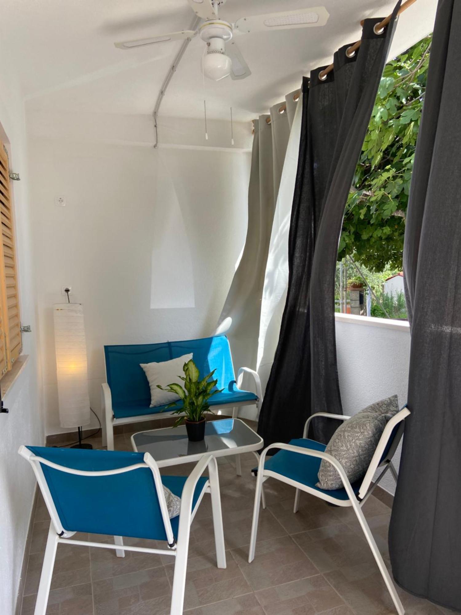 Apartmani Mara Rogoznica โรกอซนิซา ภายนอก รูปภาพ